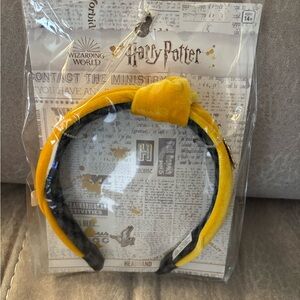 NEW: Harry Potter Yellow and Black Headband - Hufflepuff 💛